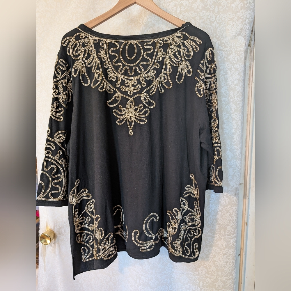 Catherines NWT Black w Gold Detail Top Sz.2X WP - Picture 16 of 17
